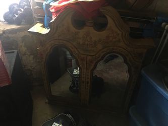 Antique mirror / dresser