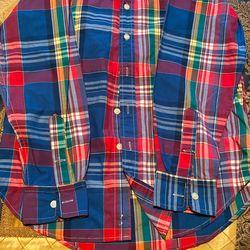 Boy’s Shirt Size M (10/12)