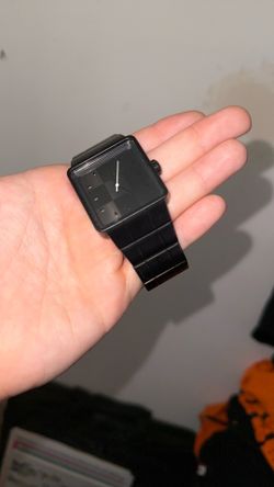 Nixon Quatro all black