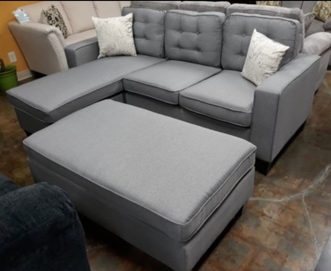 Brand New Light Grey Linen Sectional Sofa +Ottoman (New In Box)