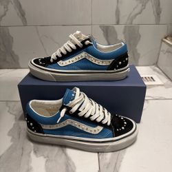Vans Old Skool Studded Low-Top Sneakers