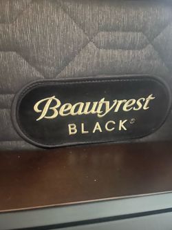 Queen Beautyrest Black Mattress