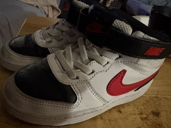 Children’s Nike shoes