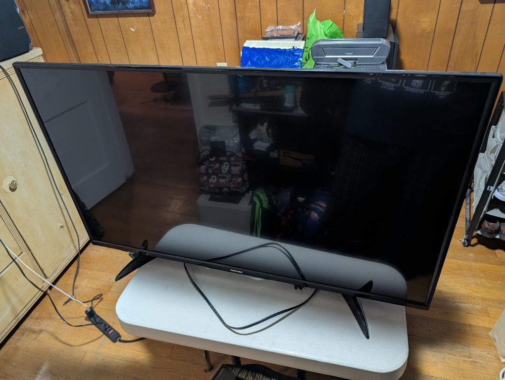 toshiba 43lf621u19 LED TV ( Screen Won't Turn On )