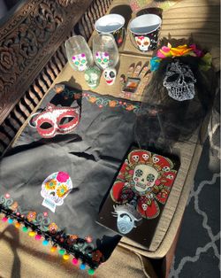 Dia De Los Muertos / Day of the Dead   bundle/ decorations