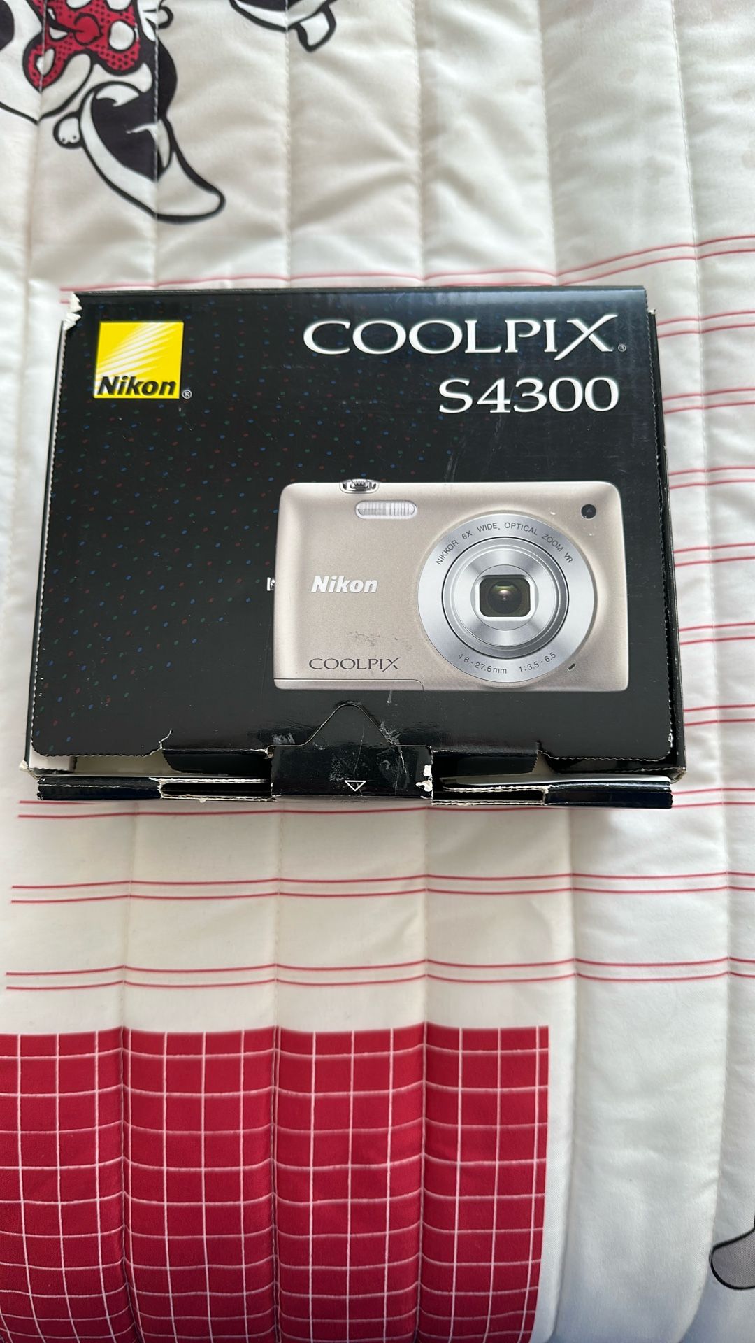 Nikon Coolpix S 4300