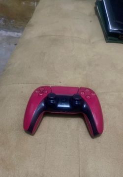 Red ps5 controller