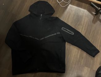 Nike Tech Fleece Full-Zip Hoodie Black
