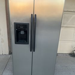Refrigerator GE Stainless Steel 