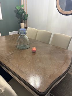 Dining table w chairs