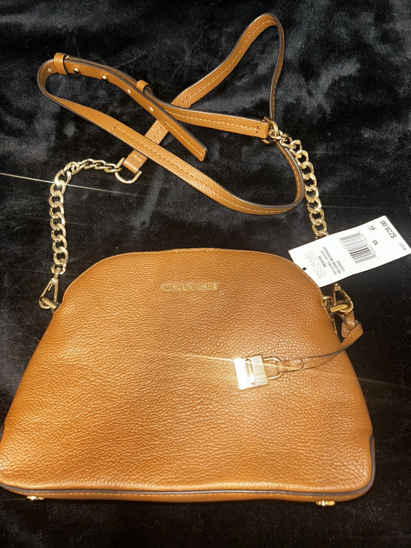 Michael Kors New with Tags Brand new with tags MICHAEL KORS large crossbody style bag main image 4
