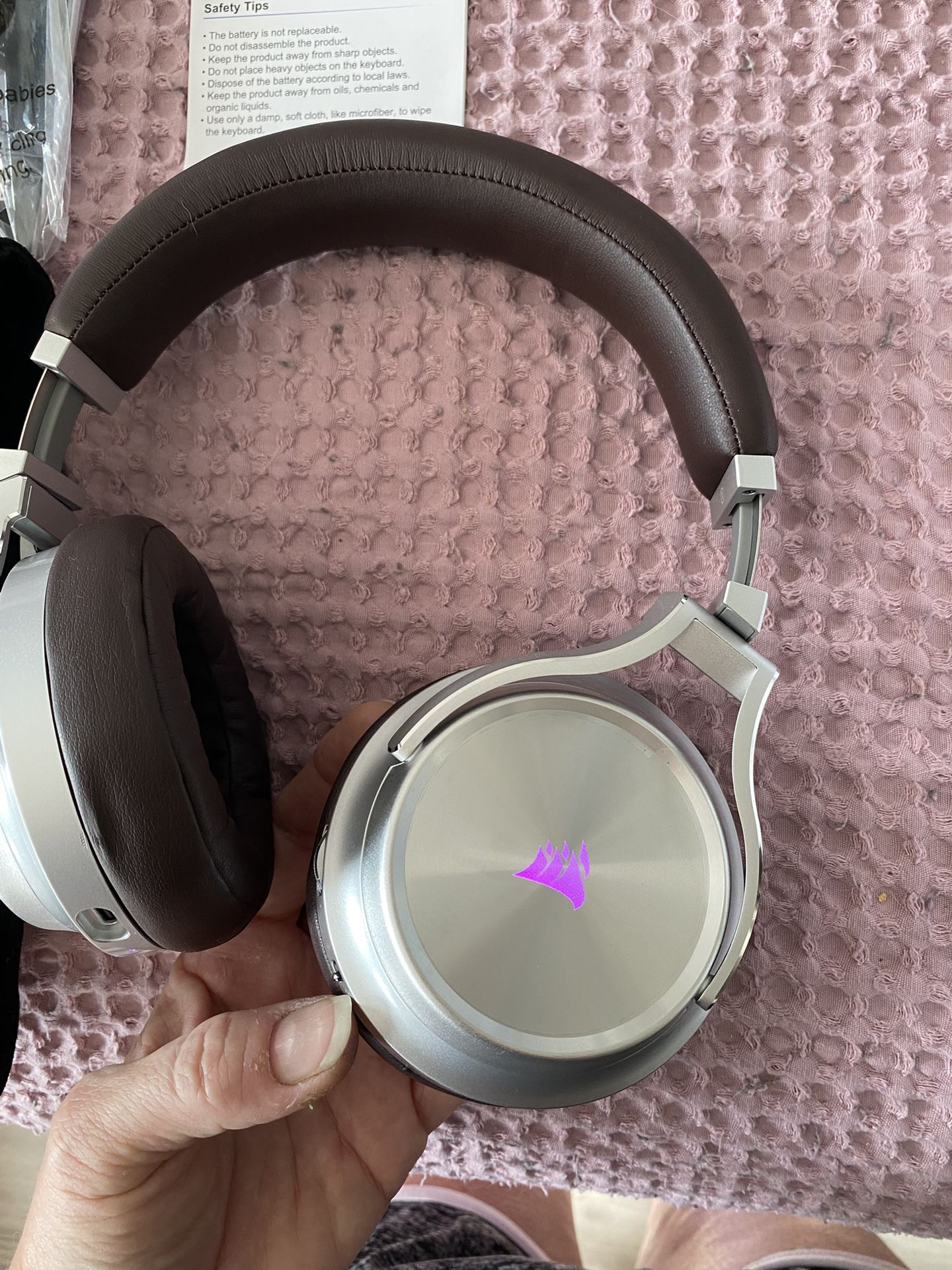 Corsair RBG Wireless SE Virtuoso Hi Fidelity Headset