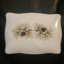 Trinket Box w/two nested trays inside (all trimmed in gold paint) made in Japan. Beautiful Handpainted Porcelian. Vintage from 1940's or early 1950s. 