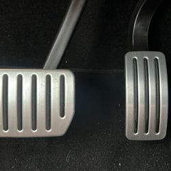 Tesla Model 3/Y Highland Juniper Performance Aluminum Pedals