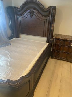 Queen Size Bed + Mattress – Like New