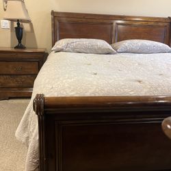 Simply Solid Universal Studio Bed set 