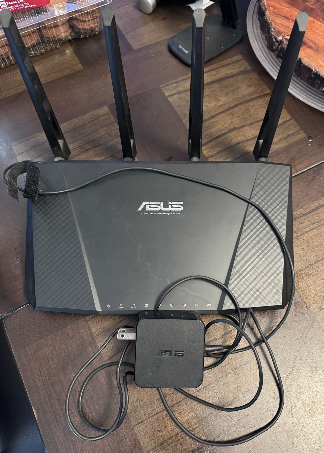 ASUS RT-AC87U AC2400 Dual Band Gigabit WiFi Router