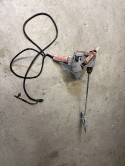 Milwaukee Half Inch Mixing Drill. With Mixing Attachments.