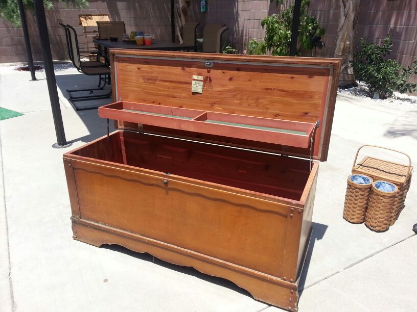 Lane Cedar Chest