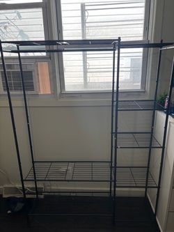 Black Stable Steel Frame Structure Clothing Rack with Shelves