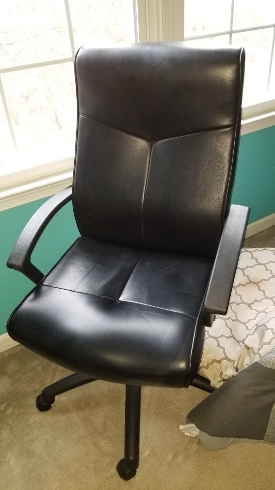 PENDING PICKUP - - - Pleather (vinyl) office chair