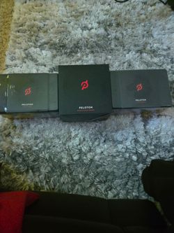 Brand new Peloton 3  resistance bands and 2 yoga blocks