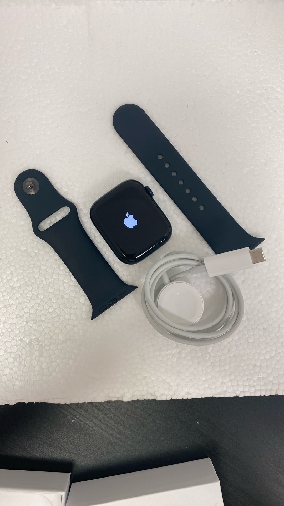 Apple Watch Series 9 45mm LTE - Bulverde Location