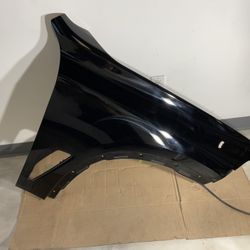2019-2024 BMW X5 FRONT RIGHT FENDER