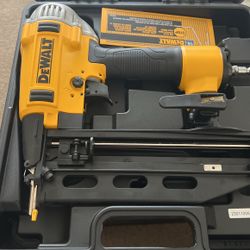 Dewalt Nail Gun 