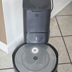 i1 Roomba irobot automatic Vacuum Cleaner. Aspiradora automatica