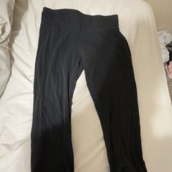 Black leggings