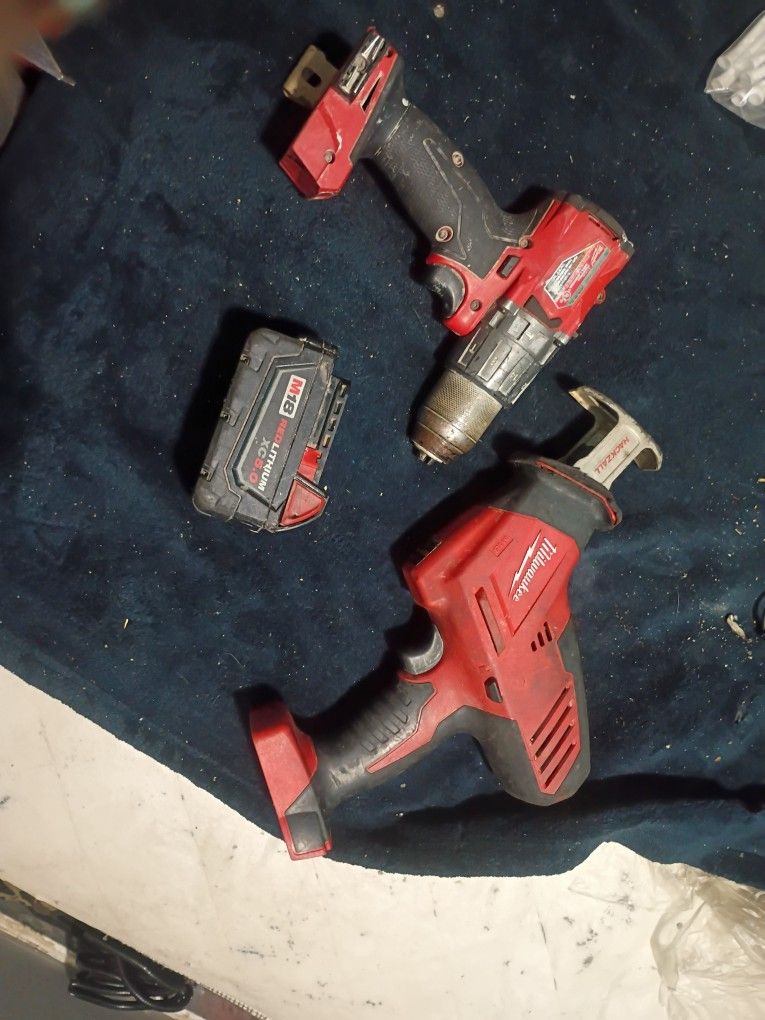Milwaukee Tools & Battery $300