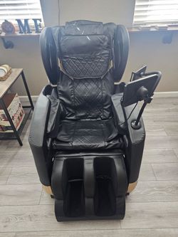 Full Body Massage Chair with Tablet Holder