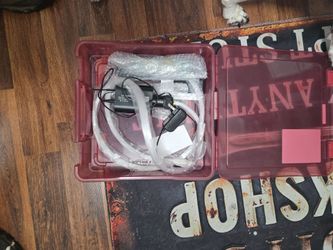 Fiber optic light and fiber optic light pump (New)