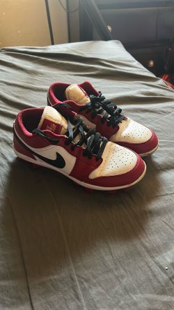Jordan 1 Retro Football Cleats. Size 8