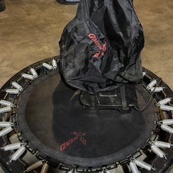 Trampoline 