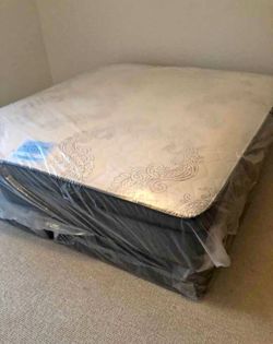 Brand new King, Queen , Full and twin size Pillowtop mattress set