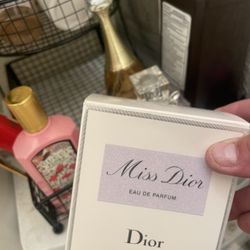 Ms.Dior Purple Label 