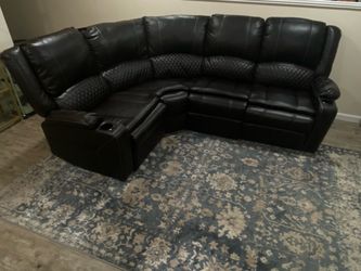Like new / Barely Used Sectional - Dark Brown