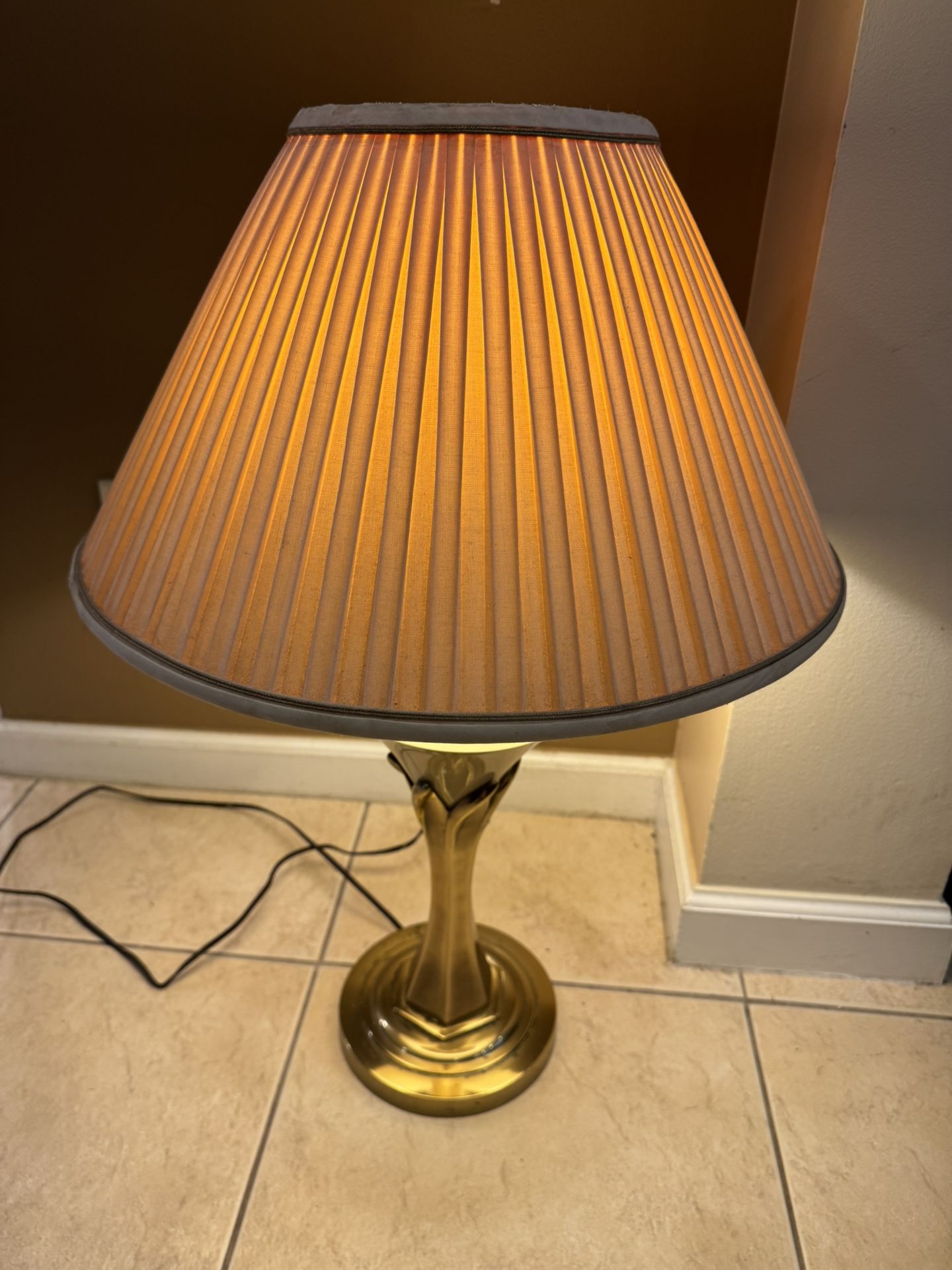 Vintage Stiffel Brass Table Lamp with 2 Shades