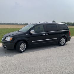 2012 Chrysler Town & Country