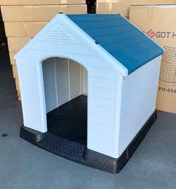 (Brand New) $150 Waterproof Plastic Dog House for X-Large size pet Indoor Outdoor Cage Kennel 42x42x45 inches