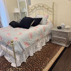 2 bedroom sets available