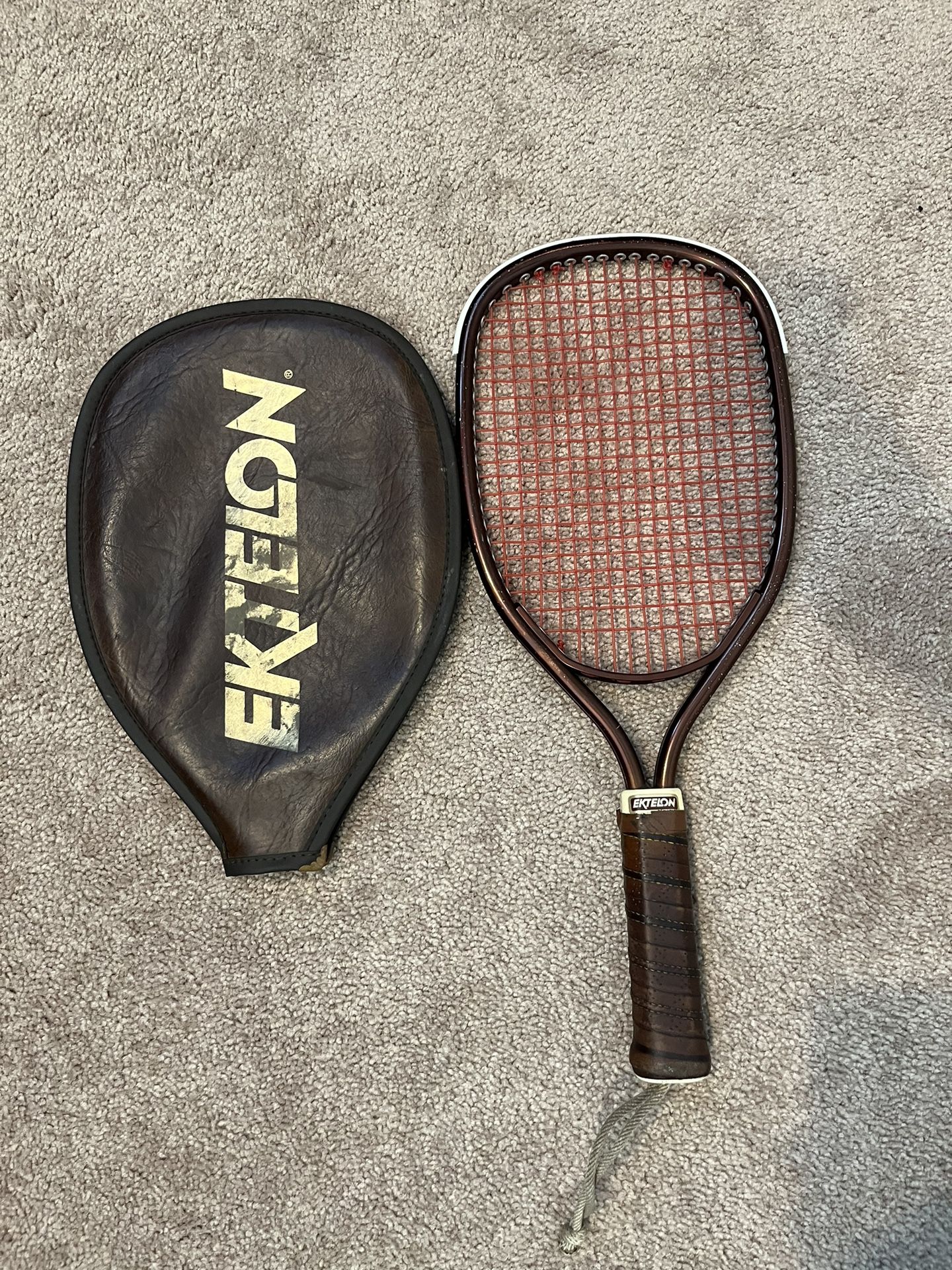 Original Magnum Ektelon Tennis Racket/ Racket Ball