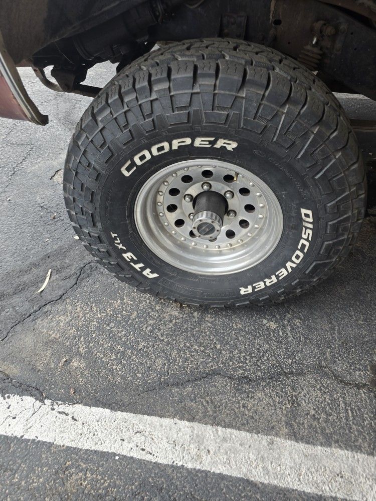 33 Inch Tires 15x8 6 Lug Rims