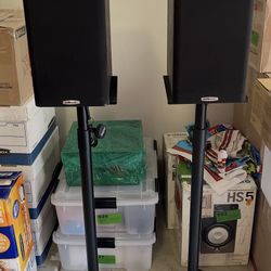 Bookshelf Speakers 