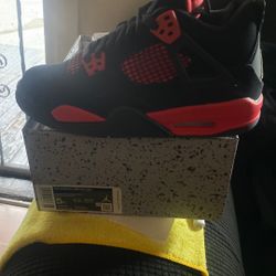 Jordan 4