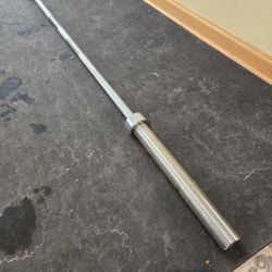 38lb 7ft Olympic Bar with Center Knurl