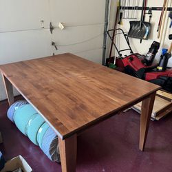60x60 Dining Room Table And 8 Chairs