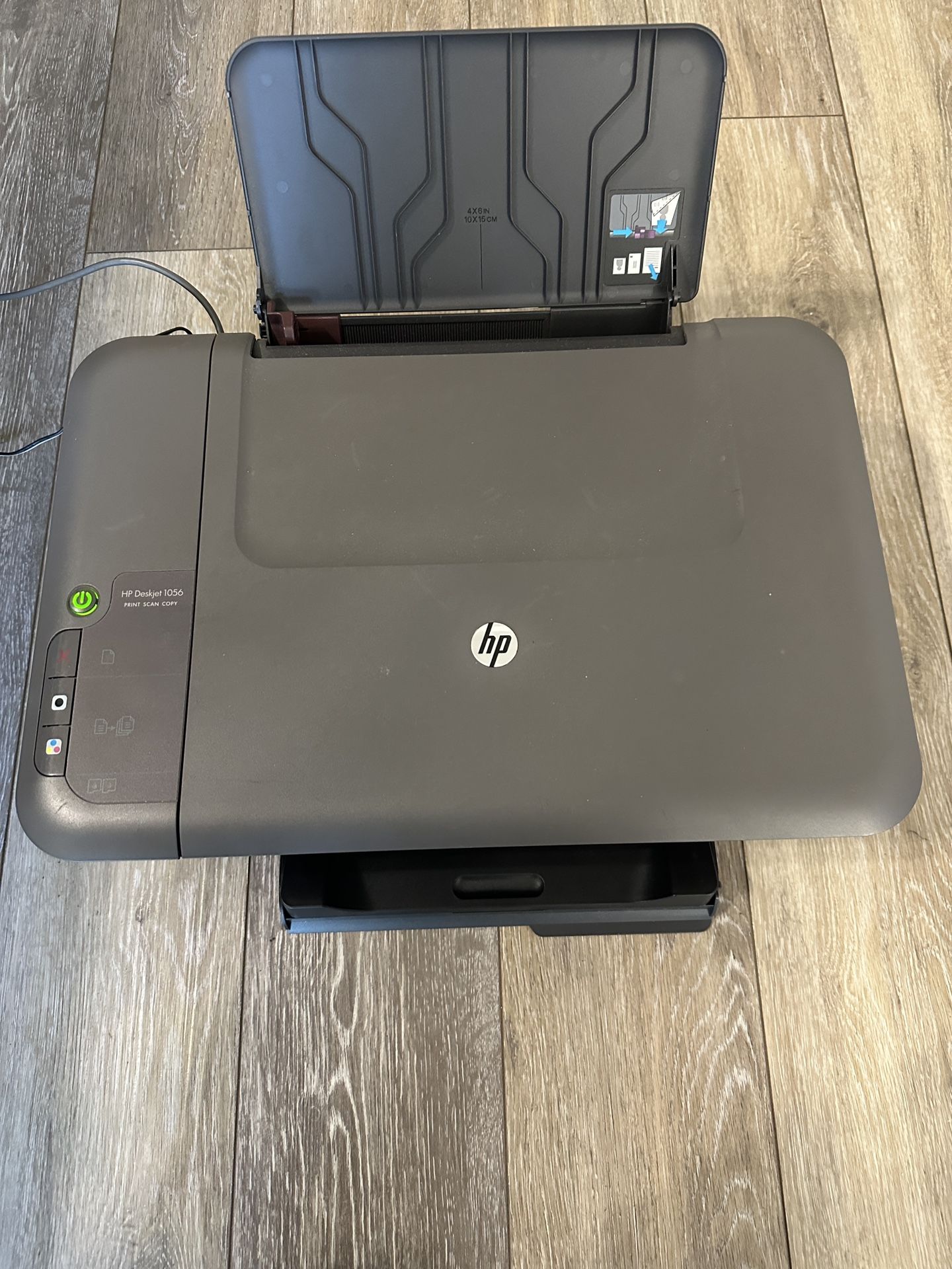 HP Deskjet 1056 All-in-one Printer